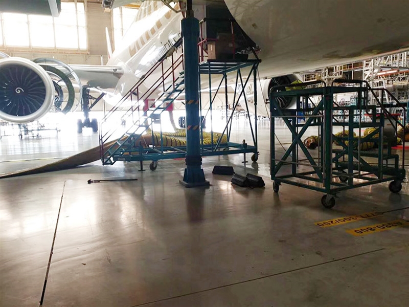 航空領(lǐng)域升降機應用